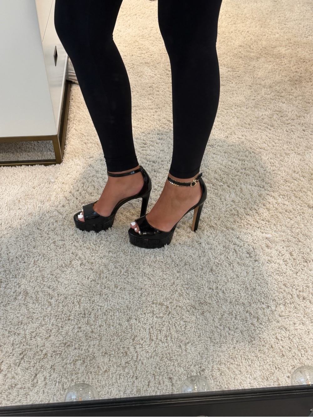 Stuart Weitzman Disco Platform Sandal - Picture 4 of 13